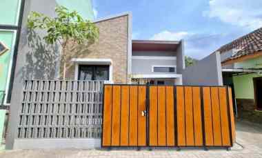Rumah Dijual di Trihanggo, Gamping, Sleman, Yogyakarta