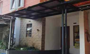 Rumah Dijual di TURUN HARGA RUMAH MURAH 2 LANTAI JL BUKIT SARIWANGI MEKARWANGI PARONGPONG BANDUNG BARAT