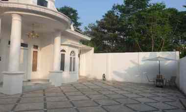 Dijual Rumah Type White House Klasik di Ciampea Bogor