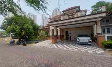 Rumah Dijual di Villa Regency Pakuwon Indah