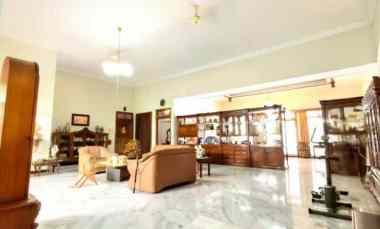 Rumah Dijual di Walikota Mustajab