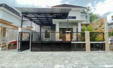 Rumah Cantik, Baru, Bisa Kpr, 5 menit dari Sd Model Sleman