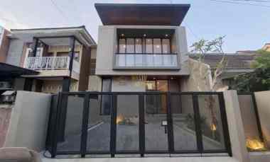 Unit Terbatas Rumah Mewah Modern Desain Elegan Lokasi Nyaman