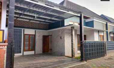 Rumah Siap Huni dalam Klaster hanya 13 menit dari Kampus UII Terpadu