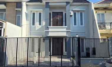 Cluster Favorit Wiguna di Jalan Kembar Boulevard dalam Cluster