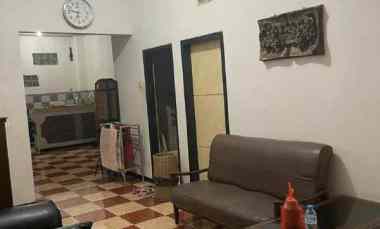 Rumah Wisma Mukti STRATEGIS, dekat MERR dan 10 menit ke Galaxy Mall