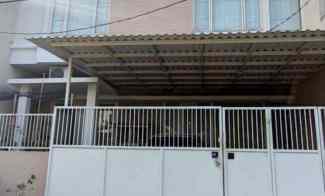 Minimalis Bangunan Baru Perum Wisma Mukti Klampis ROW 3 Mobil