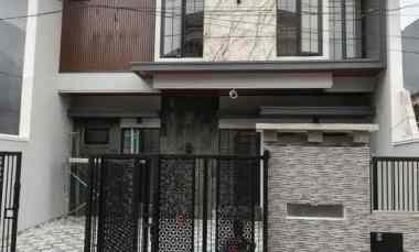 Rumah Dijual di Wisma Permai