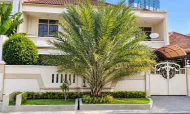 dijual rumah wisma permai barat