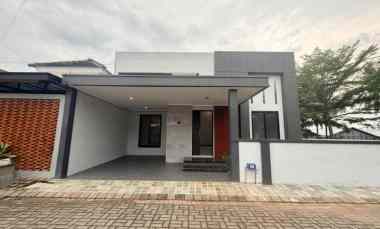 Rumah Minimalis Modern Siap Huni Posisi Hook Lokasi Perumahan Wonokoyo