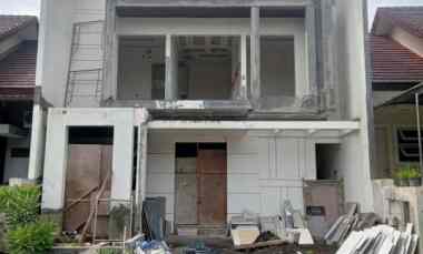 Dijual On Progress Rumah Woodland Citraland, Surabay Barat