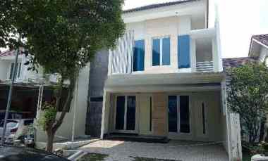 dijual rumah woodland citraland