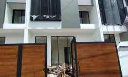 Dijual - Smart Home di Rungkut Asri Tengah