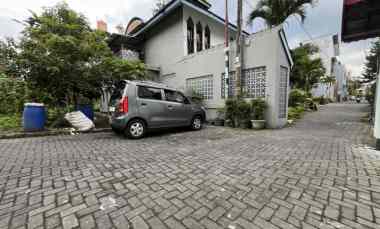 Tanah Ring 1 UII 200 meter jl Kaliurang km 14, 5 menit SMA Al-Azhar Ka