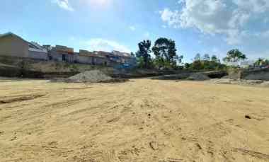 Tanah SHM Pekarangan Mepet Tempat Wisata, 800 meter dari Pemda Sleman