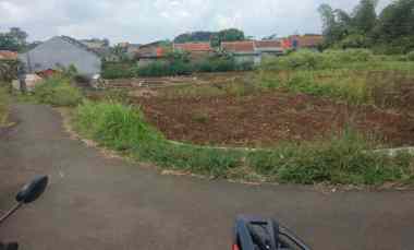 Tanah Pinggir jl Desa Strategis di Hlimpu Beber Cocok Buat Rumah