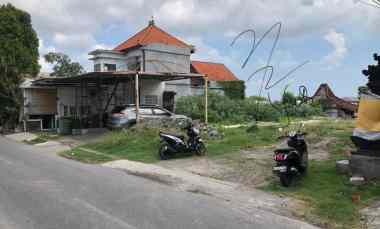 Tanah Dijual di Jalan kuwum semer kerobokan