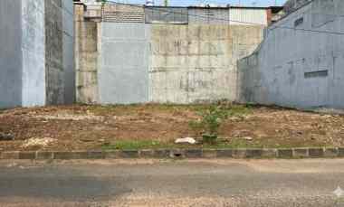 Jual Tanah Strategis dalam Komplek di Janur Kuning 1, Kelapa Dua,Tange