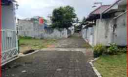 2 menit ke Pasar Gentan Tanah Cocok Homestay View Sungai Kecil Asri