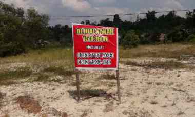 Tanah JL.Kampar III,Tenayan Raya -Kota Pekan Baru .LT. 240 M Rb.275 R