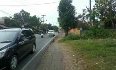 Tanah Luas Strategis di Pinggir Jalan Provinsi Karawang Barat