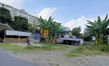 Tanah Luas Strategis Belakang Upn Cocok untuk Usaha Kost