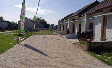 Dijual Cepat di Bawah Njop Lahan Bonus Rumah 3 Unit Kalimulya Depok