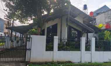 dijual tanah puri indah