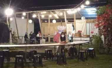 Dijual Tanah Luas 1600 m2, Beserta Cafe Rumah di Jalan Kaliurang Dek