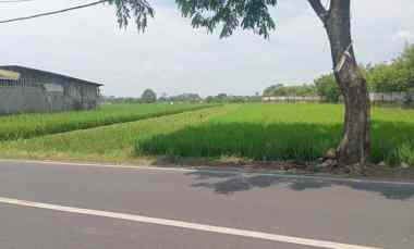 Tanah Mainroad dekat Gerbang Tol Jalakharupat Kab Bandung