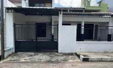 Rumah Hitung Tanah Taman Darmo Indah Barat dekat Raya Tandes, Satelit