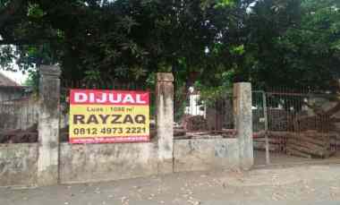 Tanah Bangunannya di Tepi Jalan Daerah Panglima Sudirman Pasuruan Kota