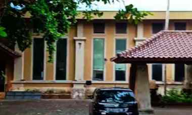 Dijual 14,1 are FREE GUDANG, jl. Tangkuban Perahu LP Kerobokan Kuta