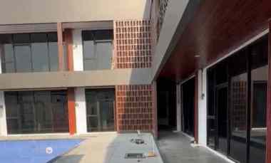 dijual unit villa timeless sevilla lokasi dekat uii