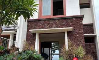 Dijual Villa 2 Lantai Oro Oro Ombo Kota Batu