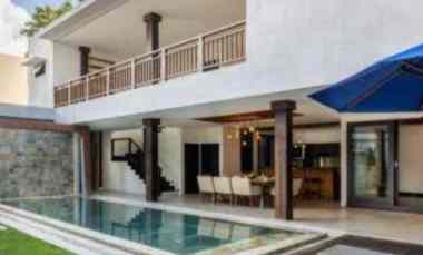 dijual villa batu belig