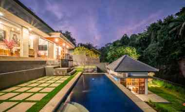 Villa Exclusive Mewah dekat Tanah Lot Temple di Tabanan, Bali