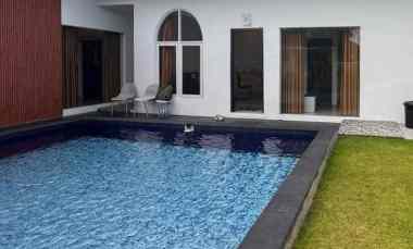 dijual villa buduk