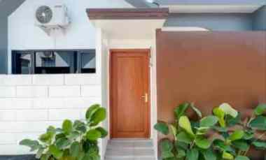 dijual villa corongan maguwoharjo depok