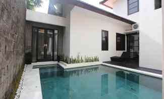 Dijual Villa Ful Furnish 2 Lantai Ada POOL NEGO di Jimbaran