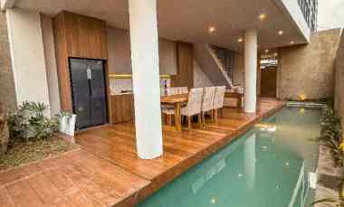 Jual Villa 2 Unit Murah Siap Huni di Jalan Uma Sari Kuta Badung Bali
