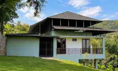 dijual villa kampung batununggal legok