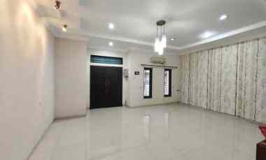 Rumah Dijual di Komplek Cemara Asri jalan Rambutan