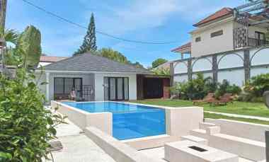 dijual villa kuta selatan badung bali
