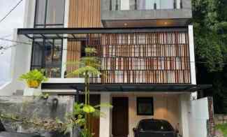 Dijual Villa Mewah di Kota Batu