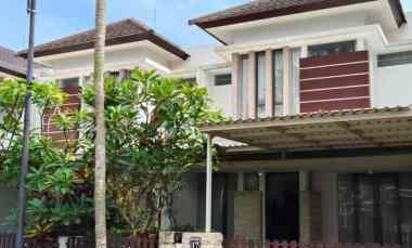Villa Dijual di Oro Oro ombo