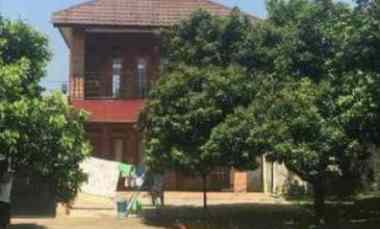 Dijual Villa Murah Suasana Asri Taman Luas di Sentul Bogor