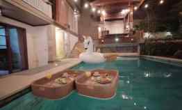 Villa Keren Kolam Renang Besar Lokasi Strategis di Tabanan Bali