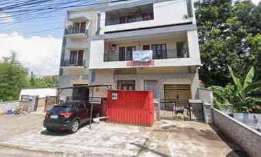 Dijuwal Kost Aktif 3 Lt dekat Muladi DOME