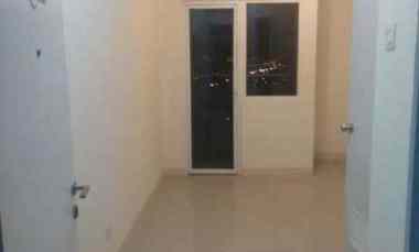 Disewakan Studio Kosongan di Apartment Green Pramuka City